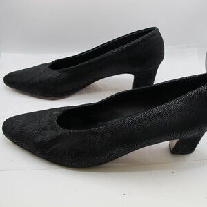 Sesto Meucci black 2 inch heels with lizard pattern  8.5N